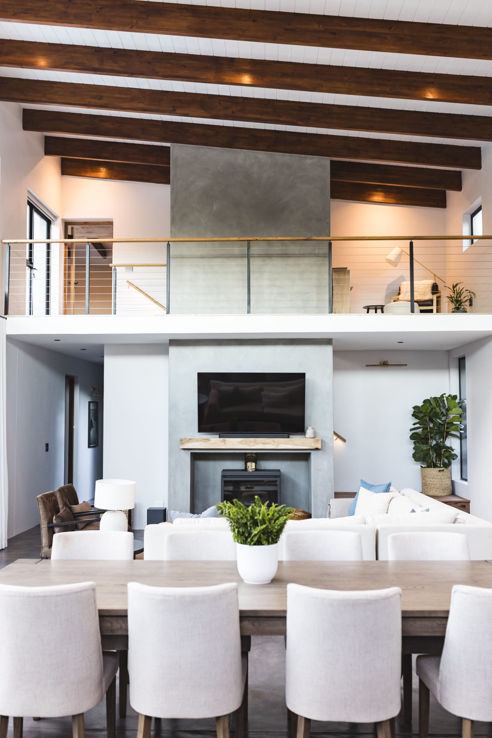 LivingRoom_Snowbird1